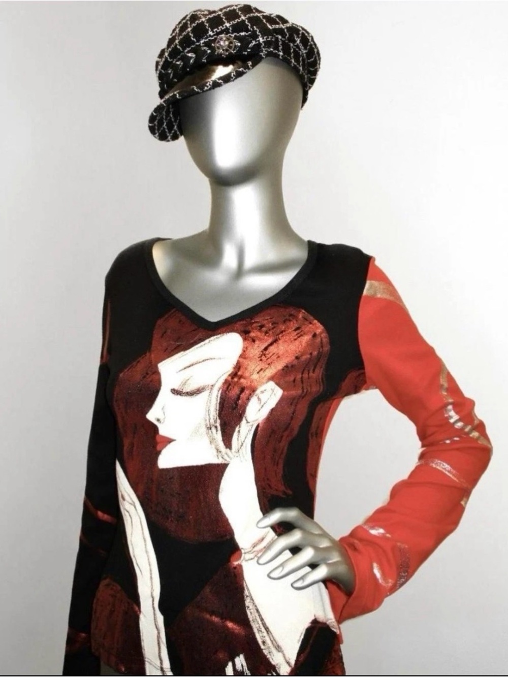 Custo bcn longsleeve artsy print cotton top black & red 00s size S/M